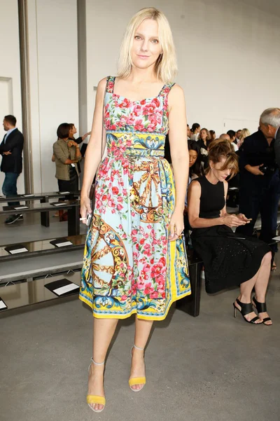 Look 12